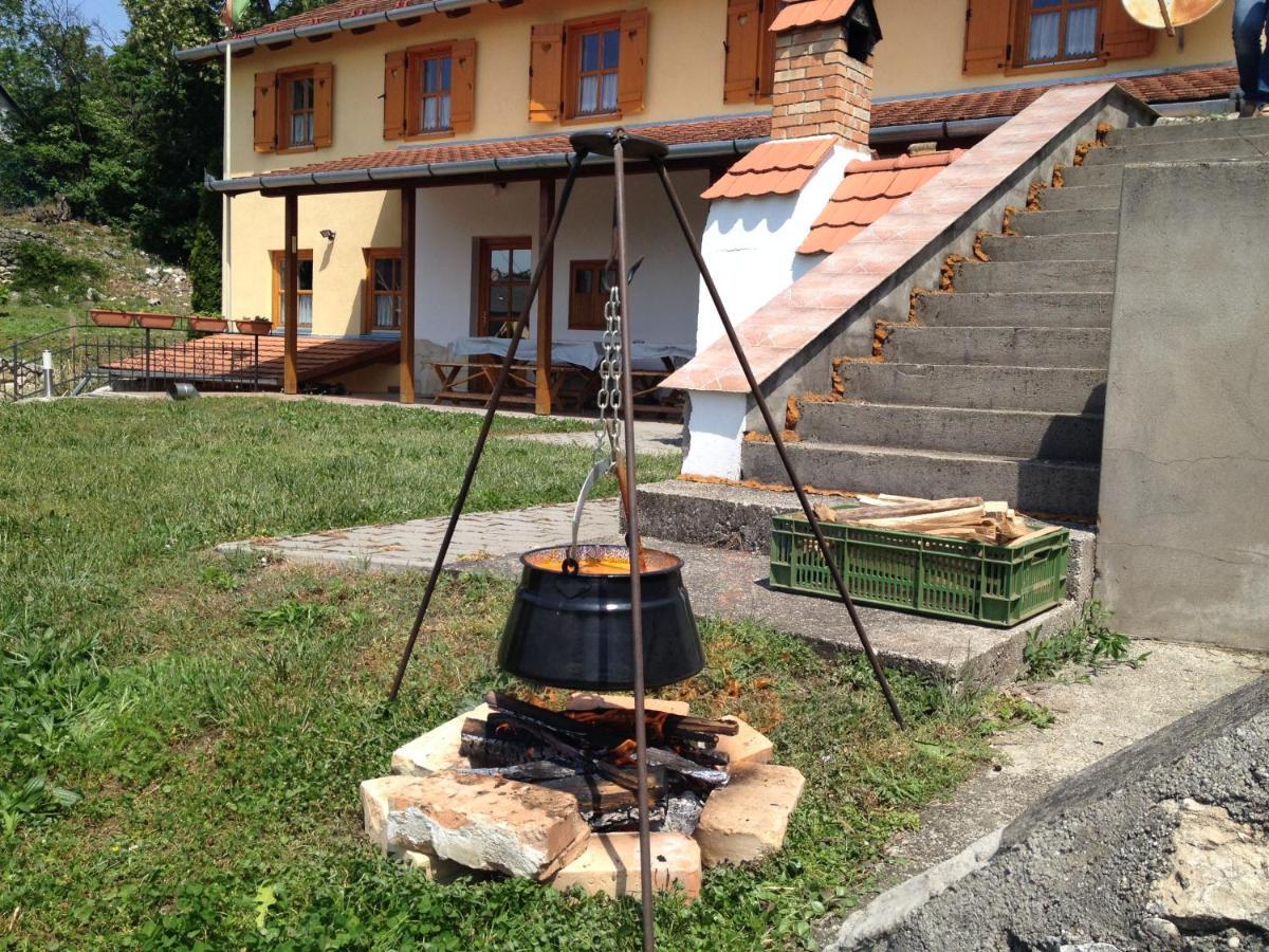 Judit Vendégház Sümeg Hotel Exterior foto